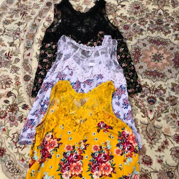 No Boundaries Tops - 3 women’s top bundle